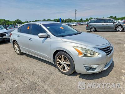 Czwarte zdjęcie samochodu z boku: 2015 NISSAN ALTIMA 2.5 SL VIN:1N4AL3AP3FN342553 - miniatura