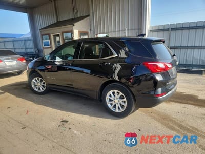 Drugie zdjęcie samochodu z przodu: 2019 CHEVROLET EQUINOX LT VIN:2GNAXKEV4K6265330 - miniatura