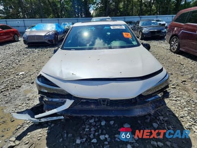 Piąte zdjęcie samochodu w środku: 2025 HONDA CIVIC SPORT TOURING VIN:19XFL4H95SE004129 - miniatura