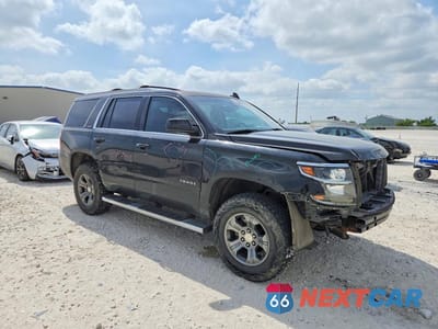Czwarte zdjęcie samochodu z boku: 2016 CHEVROLET TAHOE K1500 LT VIN:1GNSKBKC3GR102184 - miniatura