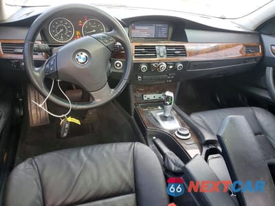 Zdjęcie 8 z 12 samochodu: 2008 BMW 528 I VIN:WBANU53598C112690 - miniatura