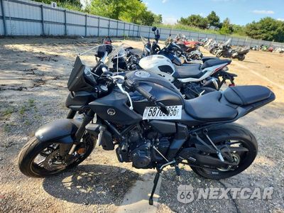 Trzecie zdjęcie samochodu z tyłu: 2025 YAMAHA MTN690 C VIN:JYARM48Y8SA000608 - miniatura