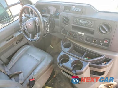 Zdjęcie 8 z 12 samochodu: 2022 FORD E350 BOX TRUCK VIN:1FDWE3FN6NDC09030 - miniatura