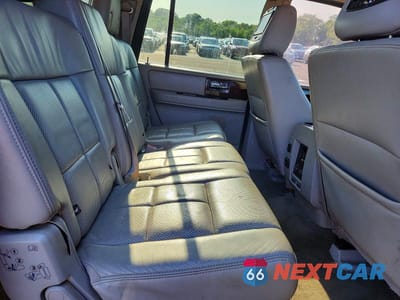 Zdjęcie 11 z 14 samochodu: 2011 LINCOLN NAVIGATOR L VIN:5LMJJ3J50BEJ09120 - miniatura