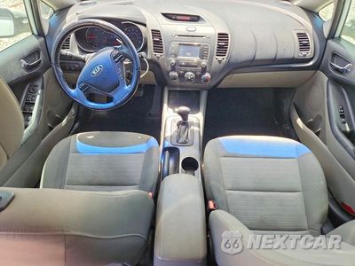 Zdjęcie 8 z 13 samochodu: 2014 KIA FORTE EX VIN:KNAFX4A82E5090938 - miniatura