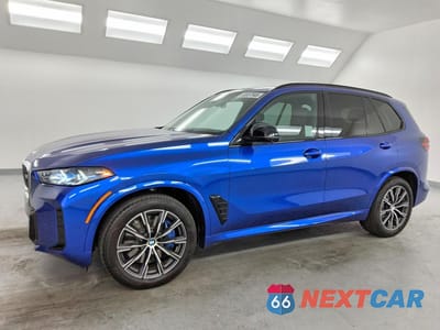 2026 BMW X5 M60I 5UX33EU04T9018947 - główne zdjęcie licytacji z USA - miniatura