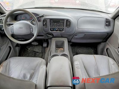 Zdjęcie 8 z 13 samochodu: 1999 FORD EXPEDITION VIN:1FMRU17L7XLB64772 - miniatura
