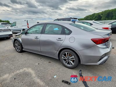 Drugie zdjęcie samochodu z przodu: 2024 KIA FORTE LXS VIN:3KPF24AD0RE777828 - miniatura