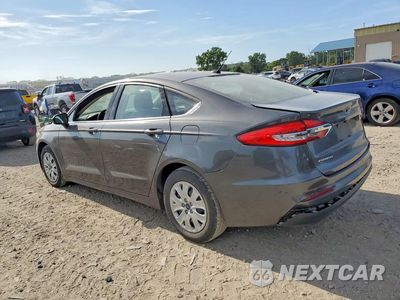 Drugie zdjęcie samochodu z przodu: 2019 FORD FUSION S VIN:3FA6P0G75KR250707 - miniatura