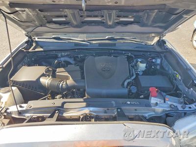 Zdjęcie 11 z 12 samochodu: 2016 TOYOTA TACOMA TRD SPORT VIN:3TMAZ5CN1GM025947 - miniatura
