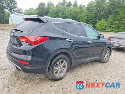 Trzecie zdjęcie samochodu z tyłu: 2013 HYUNDAI SANTA FE SPORT 2.4L VIN:5XYZUDLB2DG117031 - miniatura