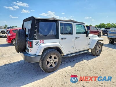 Trzecie zdjęcie samochodu z tyłu: 2015 JEEP WRANGLER UNLIMITED SPORT VIN:1C4BJWDG4FL568503 - miniatura