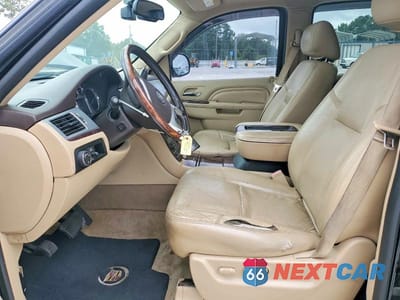 Zdjęcie 7 z 13 samochodu: 2014 CADILLAC ESCALADE LUXURY VIN:1GYS3BEF6ER169879 - miniatura