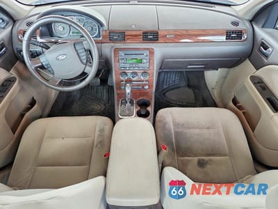 Zdjęcie 8 z 12 samochodu: 2008 FORD TAURUS SEL VIN:1FAHP24W28G139404 - miniatura