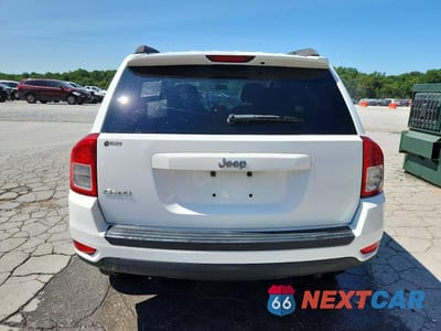 Zdjęcie 6 z 13 samochodu: 2012 JEEP COMPASS SPORT VIN:1C4NJDBB1CD520455 - miniatura