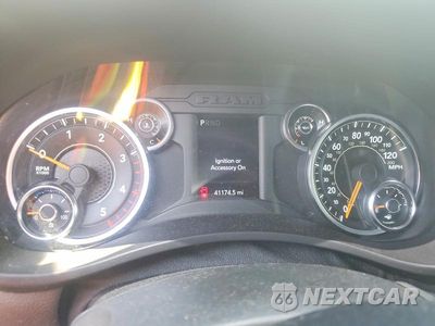 Zdjęcie 9 z 13 samochodu: 2022 RAM 3500 VIN:3C7WRTBL7NG440778 - miniatura