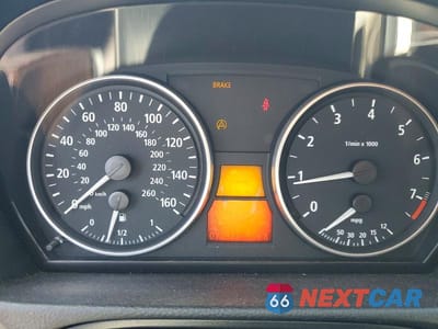 Zdjęcie 9 z 12 samochodu: 2006 BMW 325 I VIN:WBAVB13596KX34062 - miniatura