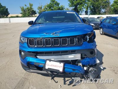 Piąte zdjęcie samochodu w środku: 2026 JEEP COMPASS LATITUDE VIN:3C4NJDBN9TT163689 - miniatura