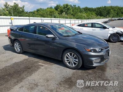 Czwarte zdjęcie samochodu z boku: 2018 CHEVROLET MALIBU LT VIN:1G1ZD5ST9JF225850 - miniatura