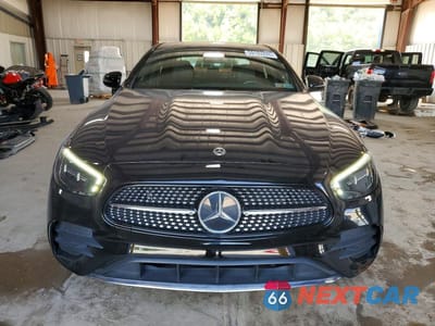 Piąte zdjęcie samochodu w środku: 2022 MERCEDES-BENZ E 350 4MATIC VIN:W1KZF8EB7NB056145 - miniatura