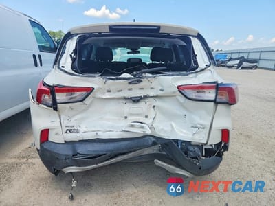 Zdjęcie 6 z 13 samochodu: 2022 FORD ESCAPE SE VIN:1FMCU9G60NUA60887 - miniatura