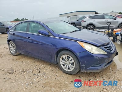 Czwarte zdjęcie samochodu z boku: 2012 HYUNDAI SONATA GLS VIN:5NPEB4AC7CH379733 - miniatura