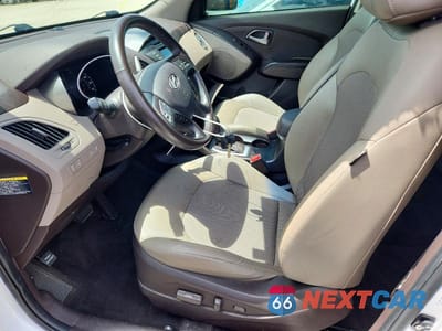 Zdjęcie 7 z 13 samochodu: 2015 HYUNDAI TUCSON SE VIN:KM8JU3AG1FU114172 - miniatura