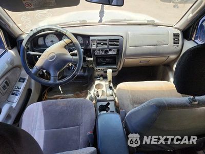 Zdjęcie 8 z 11 samochodu: 2003 TOYOTA TACOMA XTRACAB PRERUNNER VIN:5TESN92N73Z195896 - miniatura