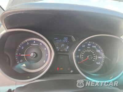 Zdjęcie 9 z 13 samochodu: 2012 HYUNDAI ELANTRA GLS VIN:KMHDH4AE2CU356485 - miniatura