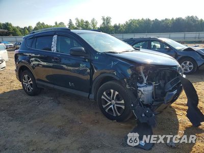 Czwarte zdjęcie samochodu z boku: 2017 TOYOTA RAV4 LE VIN:JTMZFREVXHJ134616 - miniatura