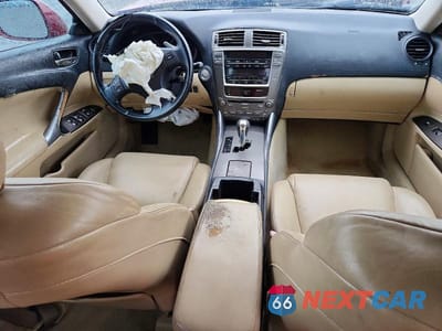 Zdjęcie 8 z 13 samochodu: 2007 LEXUS IS 250 BASE VIN:JTHBK262X75048110 - miniatura