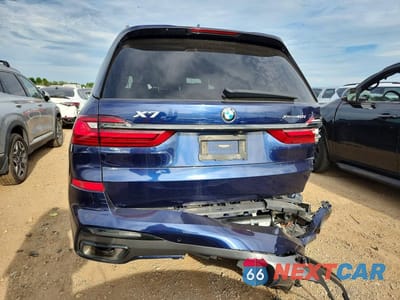 Zdjęcie 6 z 14 samochodu: 2021 BMW X7 XDRIVE40I VIN:5UXCW2C00M9G33782 - miniatura