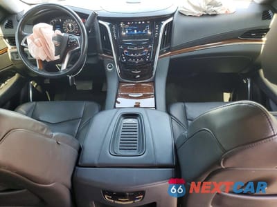 Zdjęcie 8 z 12 samochodu: 2019 CADILLAC ESCALADE VIN:1GYS3AKJ0KR346618 - miniatura