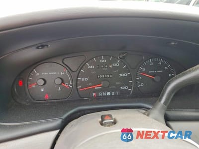 Zdjęcie 9 z 12 samochodu: 2002 MERCURY SABLE GS VIN:1MEFM50U82A634005 - miniatura