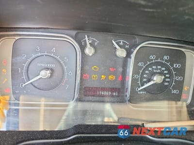 Zdjęcie 9 z 13 samochodu: 2009 LINCOLN MKX VIN:2LMDU68C49BJ09371 - miniatura