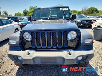 Piąte zdjęcie samochodu w środku: 2018 JEEP WRANGLER SPORT VIN:1C4GJXAG6JW277802 - miniatura
