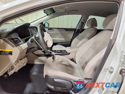 Zdjęcie 7 z 13 samochodu: 2016 HYUNDAI SONATA SE VIN:5NPE24AF6GH418411 - miniatura