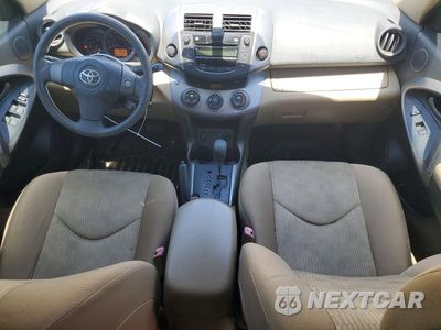 Zdjęcie 8 z 13 samochodu: 2009 TOYOTA RAV4 BASE VIN:JTMZF33VX95013840 - miniatura