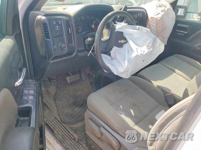 Zdjęcie 8 z 13 samochodu: 2015 CHEVROLET SILVERADO K2500 HEAVY DUTY VIN:1GC2KUEG4FZ556865 - miniatura