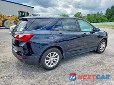 Trzecie zdjęcie samochodu z tyłu: 2020 CHEVROLET EQUINOX LS VIN:3GNAXHEVXLS686863 - miniatura