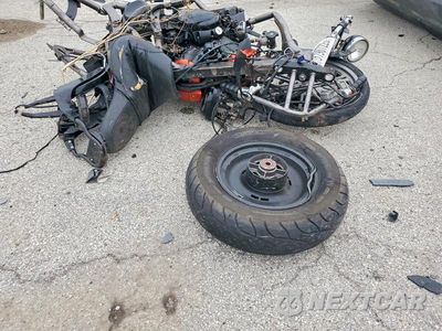 Zdjęcie 8 z 9 samochodu: 2009 KAWASAKI VN900 C VIN:JKAVN2C109A029037 - miniatura