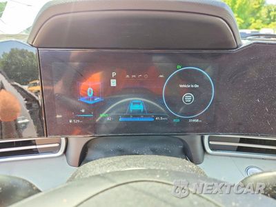 Zdjęcie 9 z 12 samochodu: 2025 HYUNDAI ELANTRA LIMITED VIN:KMHLN4DJ1SU139585 - miniatura