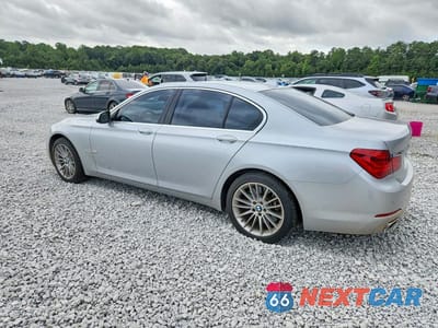 Drugie zdjęcie samochodu z przodu: 2013 BMW 750 I VIN:WBAYA8C55DD228027 - miniatura