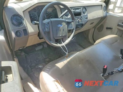 Zdjęcie 8 z 13 samochodu: 2008 FORD F350 SUPER DUTY VIN:1FDWF37598EB73358 - miniatura