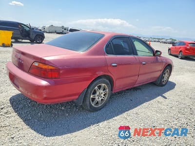 Trzecie zdjęcie samochodu z tyłu: 2000 ACURA 3.2TL VIN:19UUA5666YA043045 - miniatura