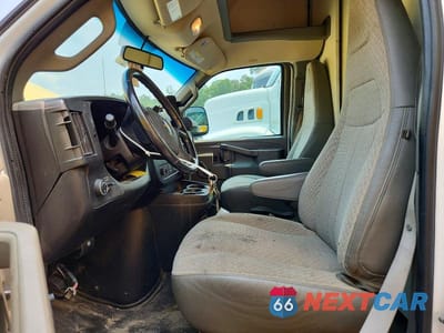 Zdjęcie 7 z 13 samochodu: 2021 CHEVROLET EXPRESS DELIVERY TRUCK VIN:1GB0GSF70M1157558 - miniatura