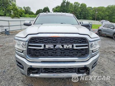 Piąte zdjęcie samochodu w środku: 2020 RAM 2500 TRADESMAN VIN:3C6UR5CL4LG123835 - miniatura