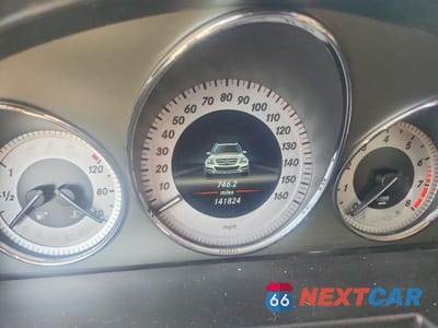 Zdjęcie 9 z 13 samochodu: 2013 MERCEDES-BENZ GLK 350 VIN:WDCGG5HB1DF961393 - miniatura