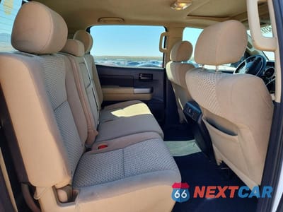 Zdjęcie 10 z 13 samochodu: 2012 TOYOTA TUNDRA CREWMAX SR5 VIN:5TFEY5F1XCX124283 - miniatura