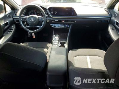Zdjęcie 8 z 12 samochodu: 2023 HYUNDAI SONATA SEL VIN:KMHL64JA1PA339778 - miniatura